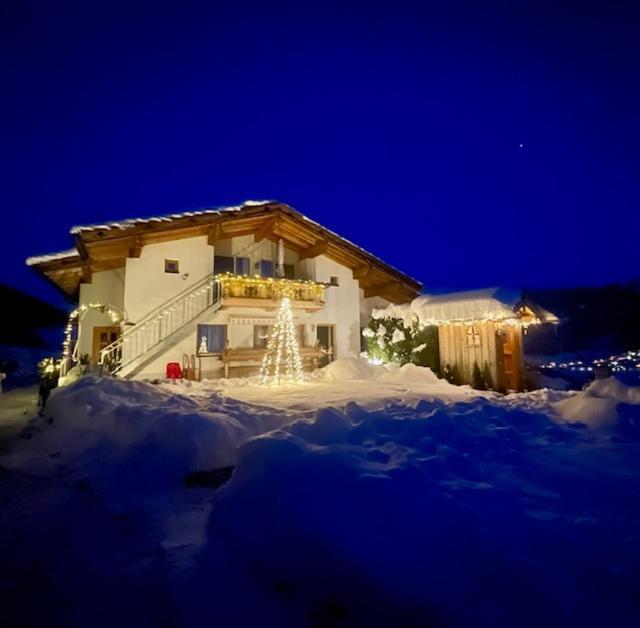 Stubaier Bauern Appartement Telfes im Stubai Exterior photo